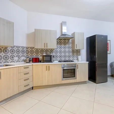 Apartmán A Lovely 4br In The Heart Of St Julians By 360 Estates Saint Julian's